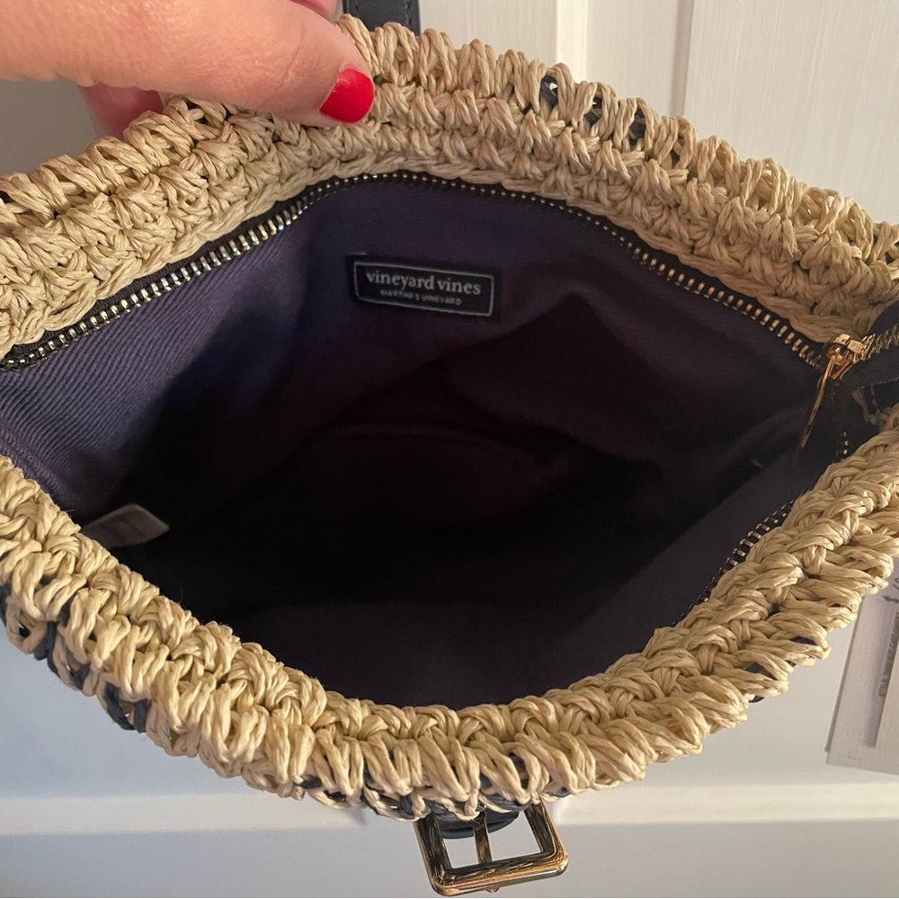 Vineyard Vines 🐳 Navy Checkered Straw Crossbody or Clutch Bag - Picture 9 of 11
